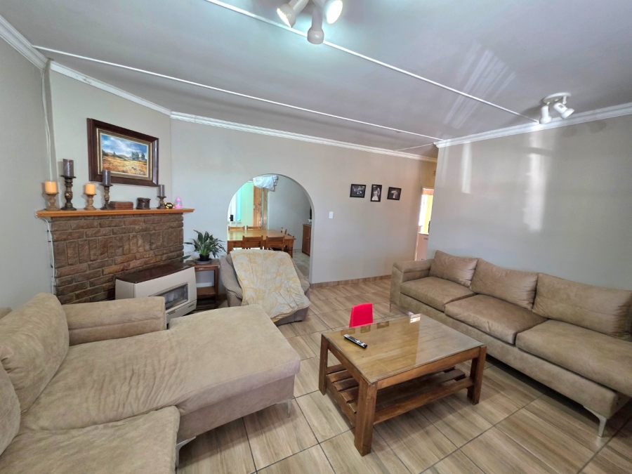 4 Bedroom Property for Sale in Morelig Free State